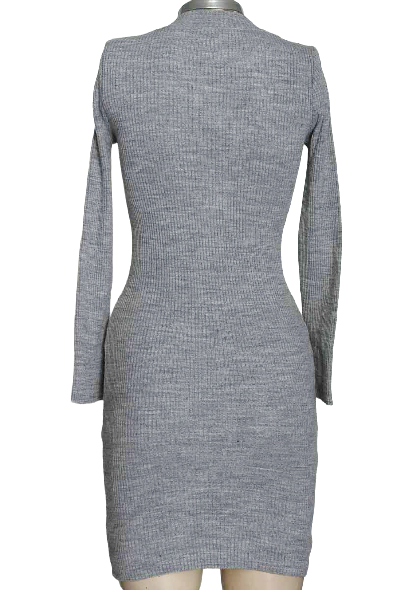 Vestido / Enterizo color Gris - Closeando