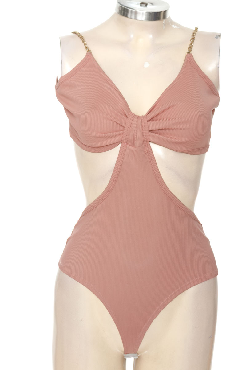 Top / Camiseta color Rosado - Closeando