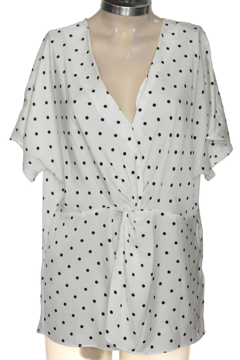 Blusa color Blanco - Basement