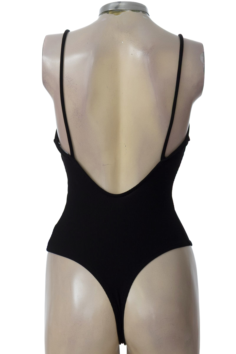 Top / Camiseta color Negro - Bershka