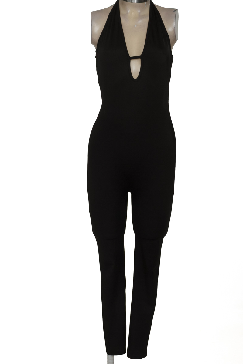 Vestido / Enterizo color Negro - Closeando