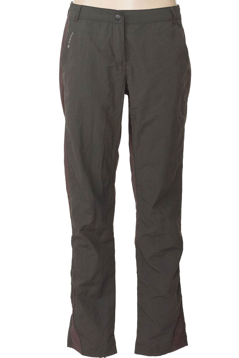 Ropa Deportiva color Gris - Quechua