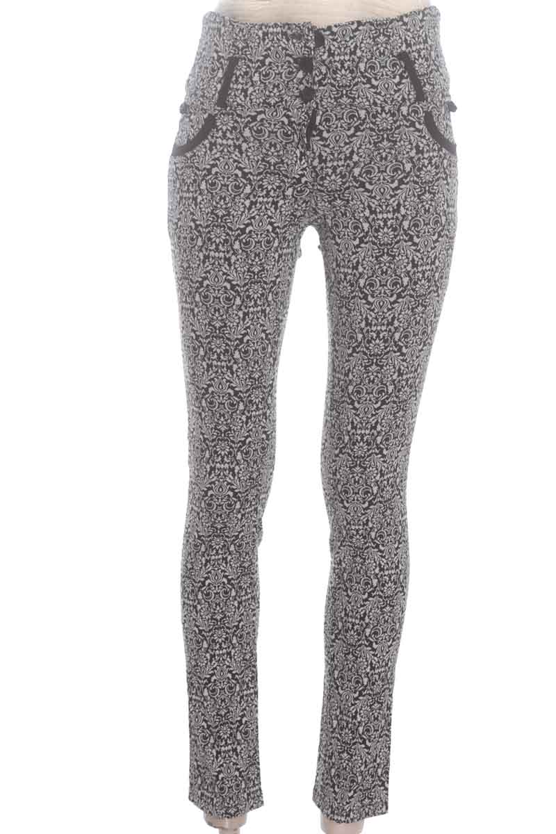 Pantalones color Blanco - Linea Virtual