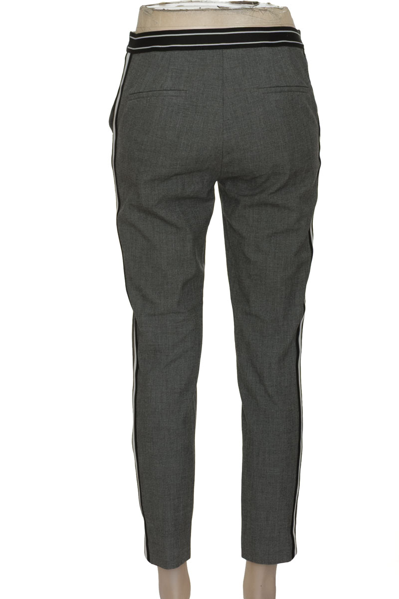 Pantalones color Gris - Zara