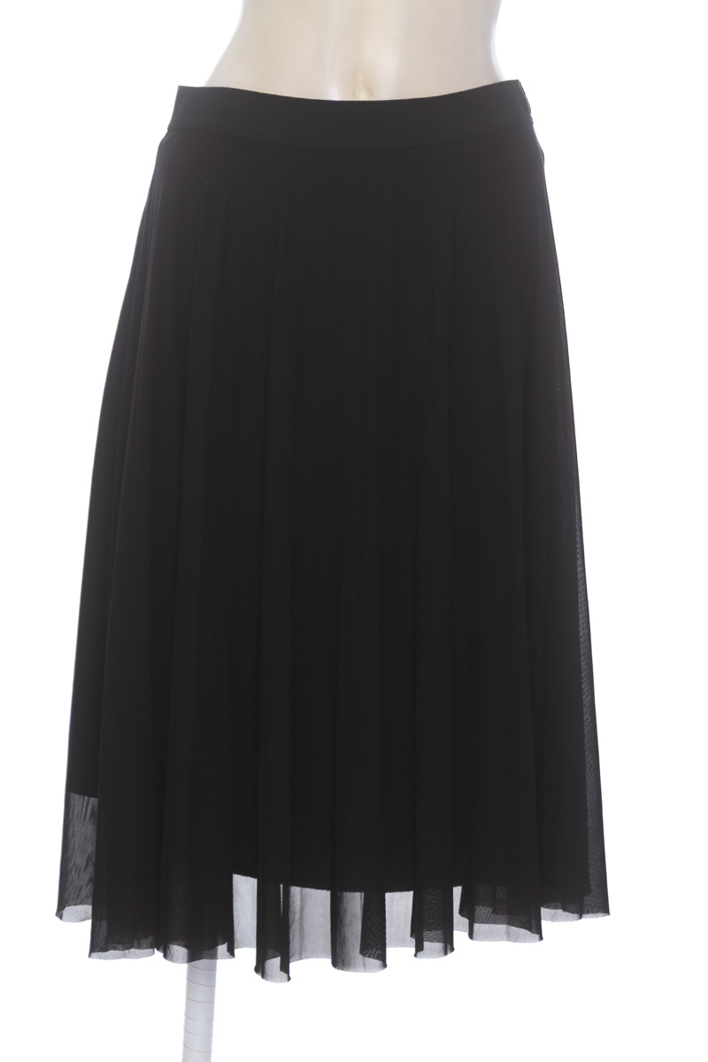 Falda color Negro - Bershka