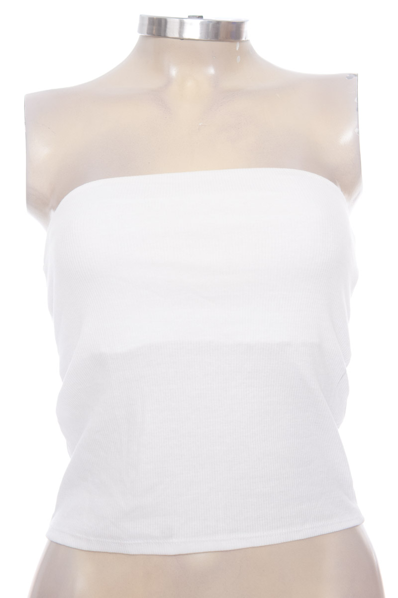 Top / Camiseta color Blanco - Divided by H&M