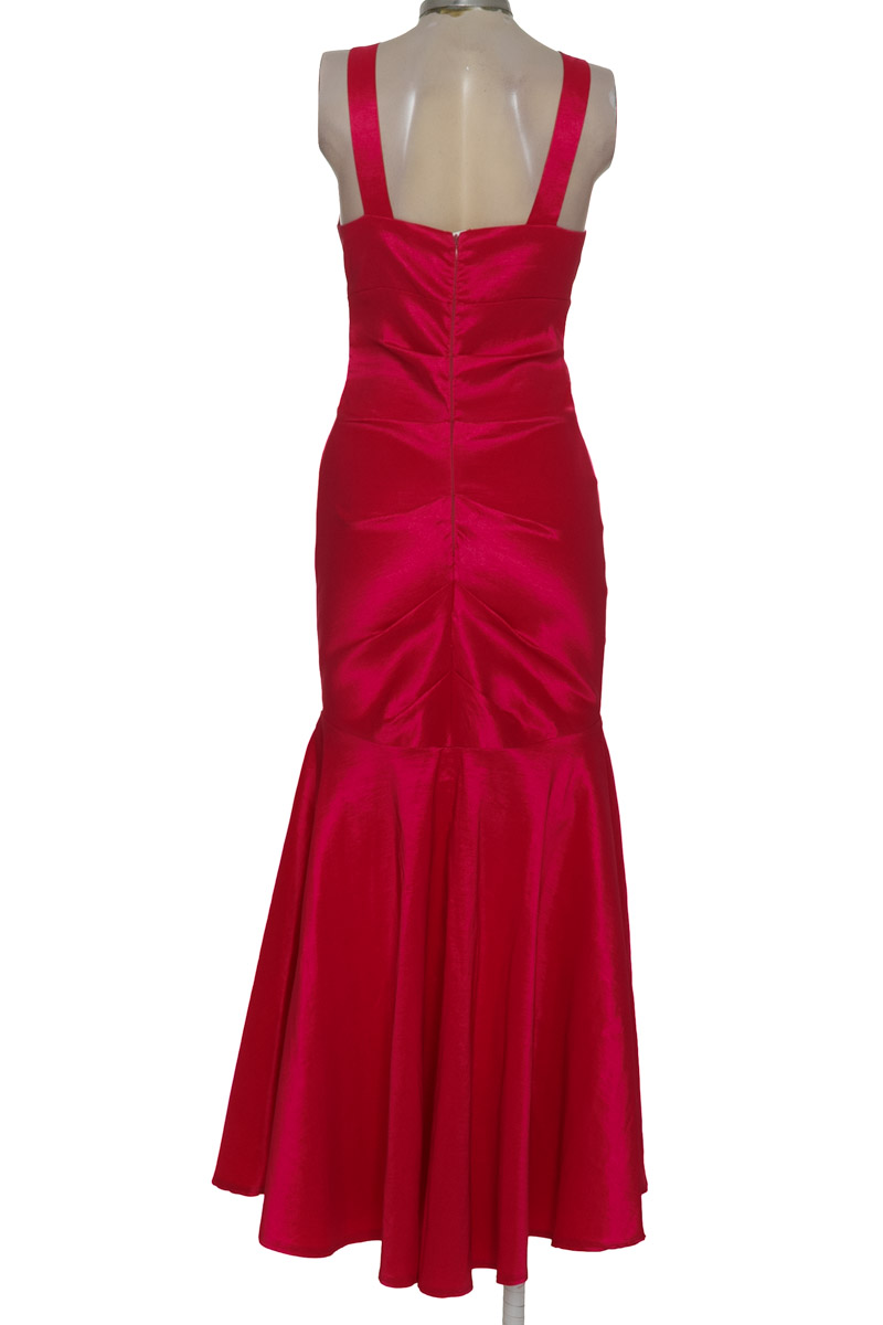 Vestido / Enterizo color Fucsia - Closeando