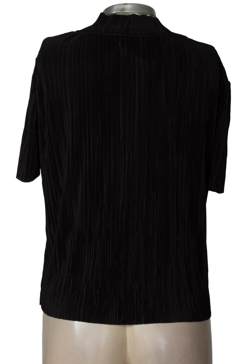 Top / Camiseta color Negro - Zara