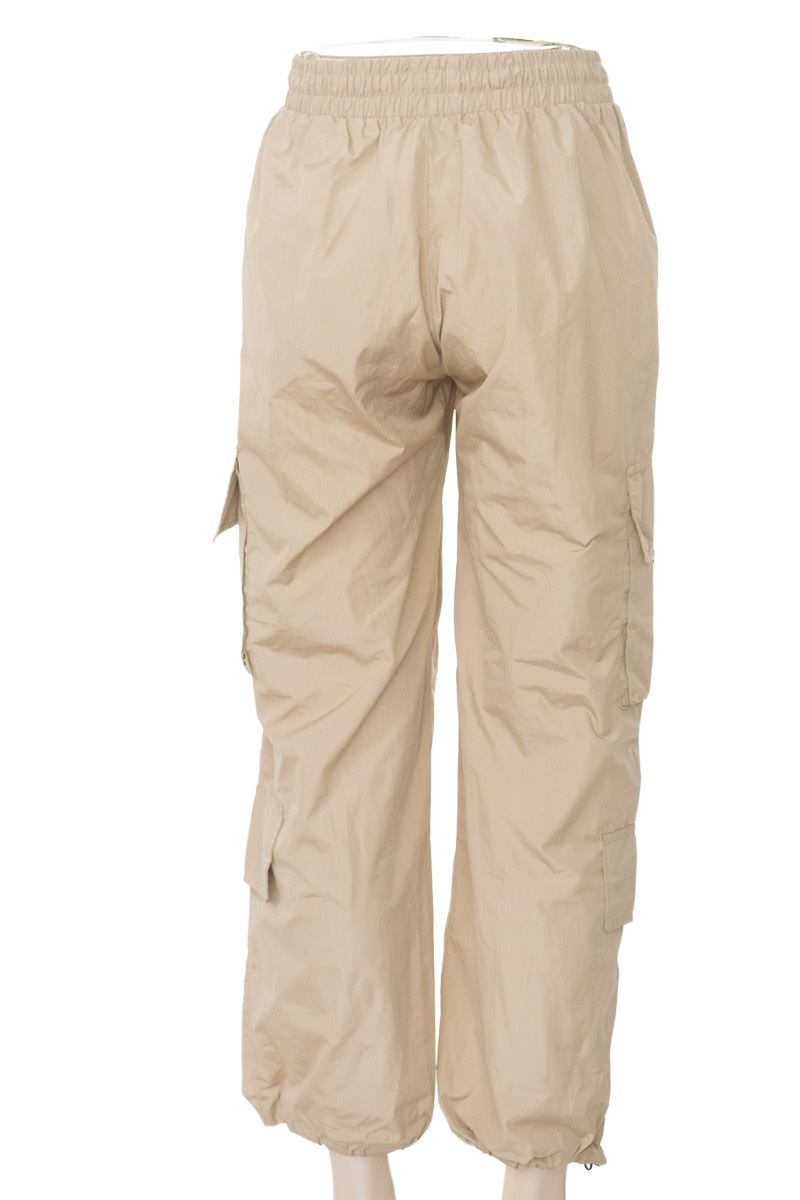 Pantalones color Beige - Closeando