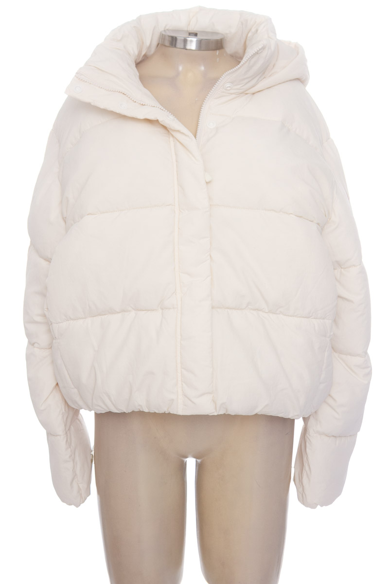 Chaqueta / Abrigo color Beige - Divided by H&M