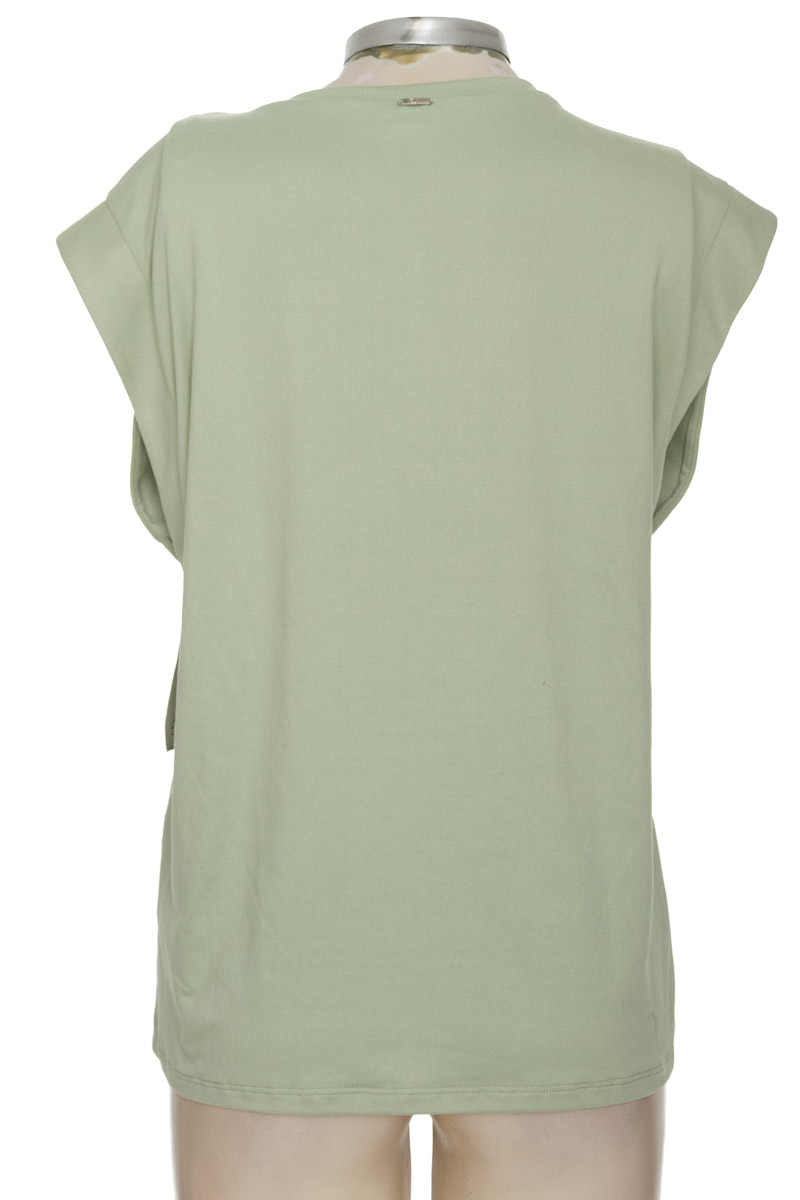 Top / Camiseta color Verde - ELA