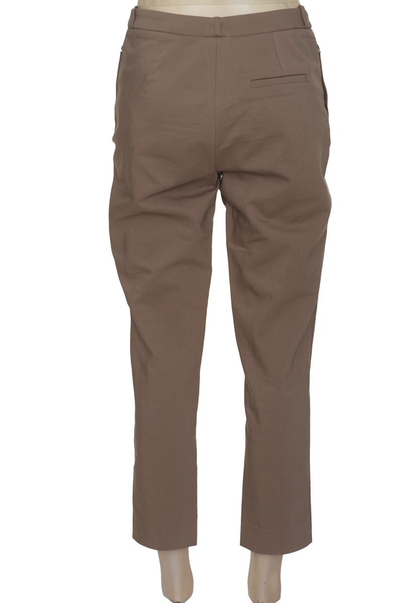Pantalones color Beige - Closeando
