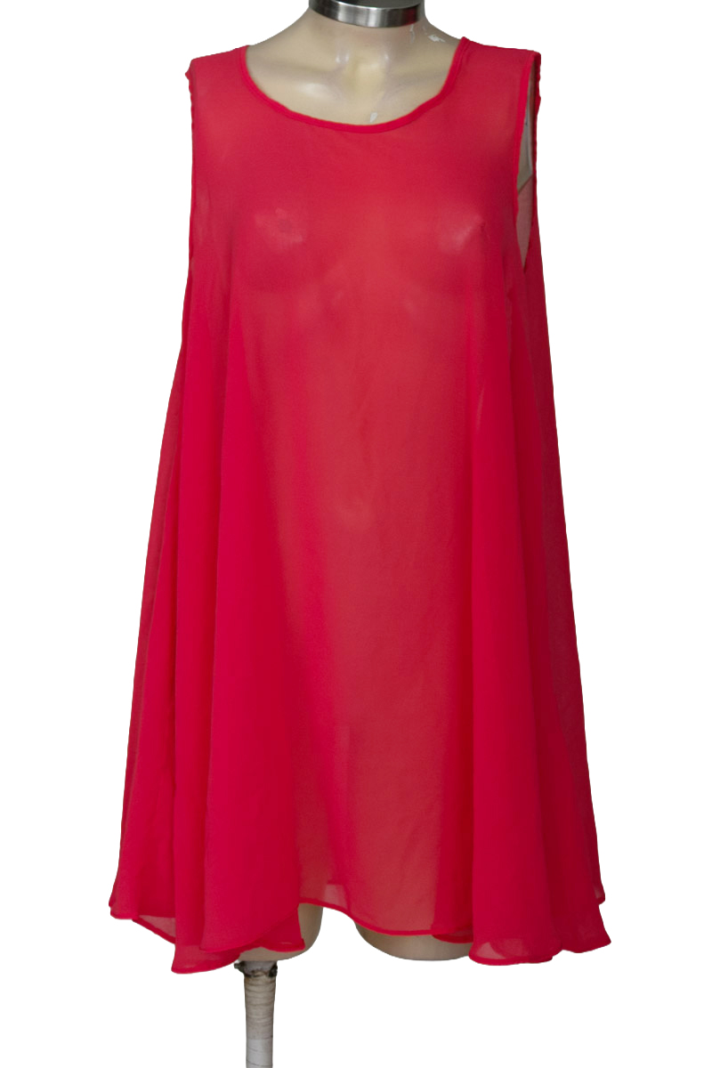 Vestido / Enterizo color Fucsia - Closeando