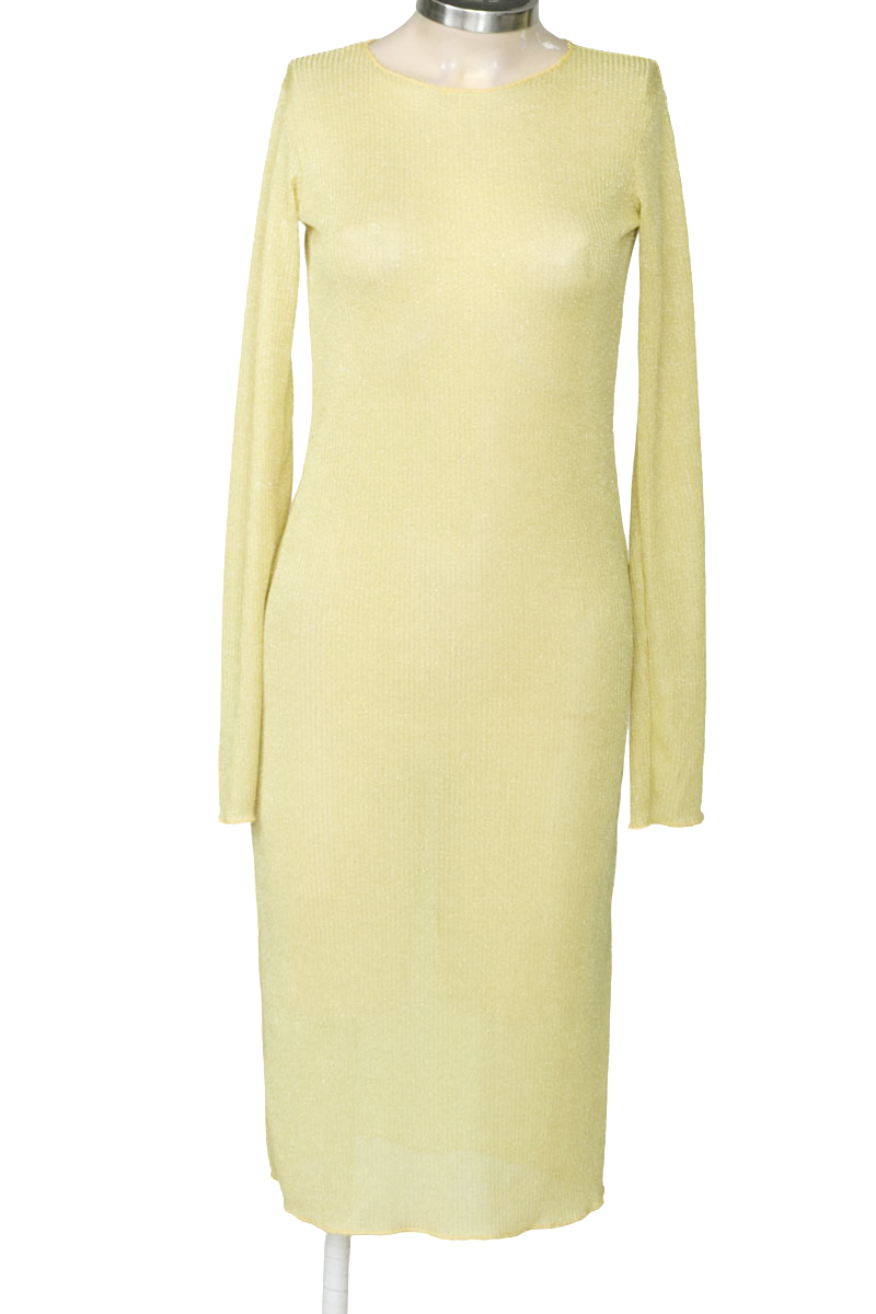 Vestido / Enterizo color Amarillo - Closeando