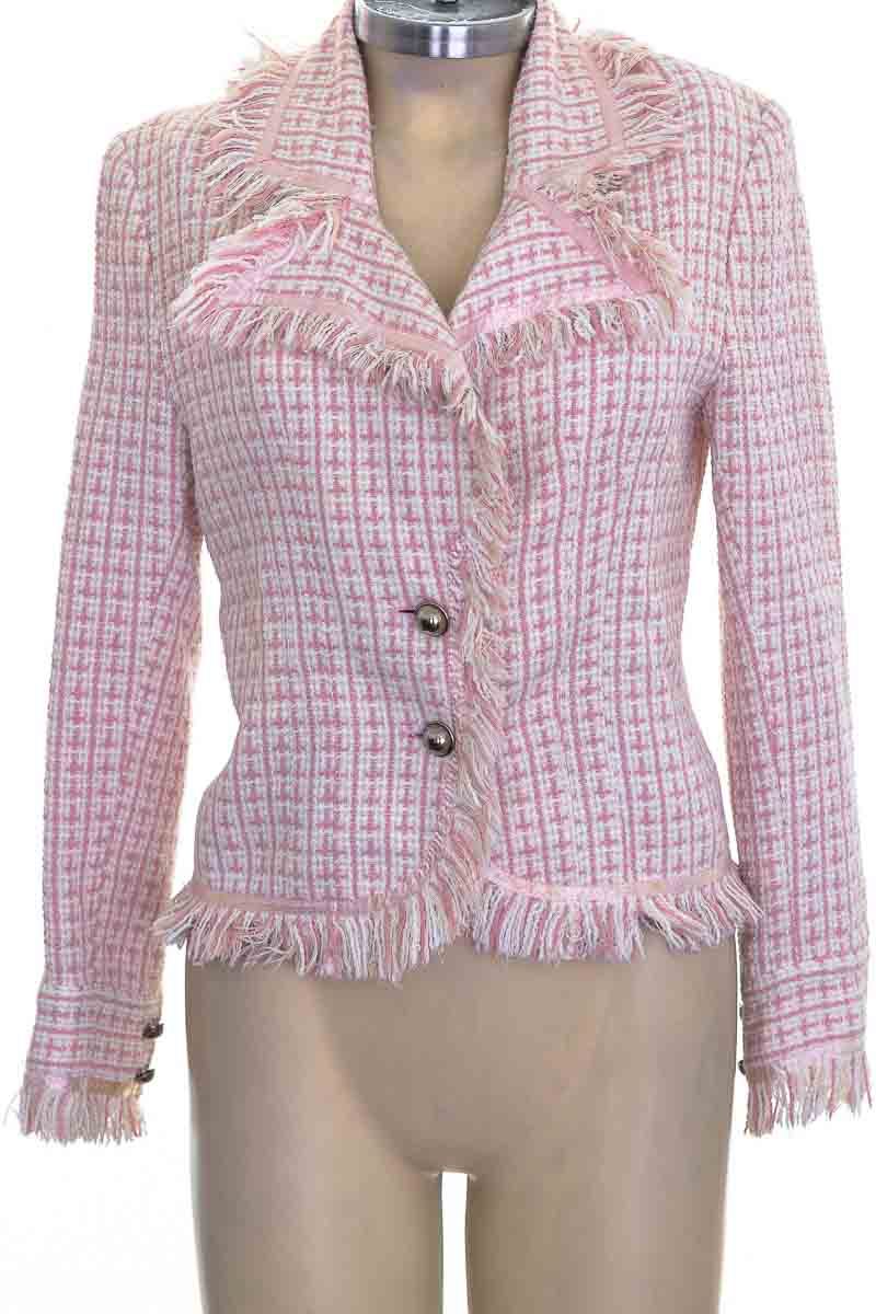 Chaqueta / Abrigo color Rosado Clarissa Rosania Closeando