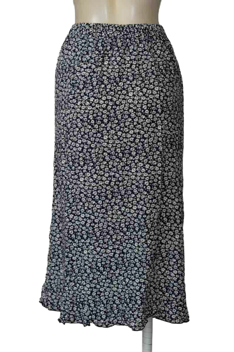 Falda color Azul - Closeando