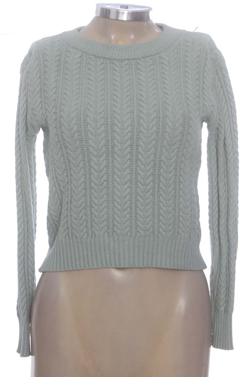 Sweater color Aguamarina - Closeando