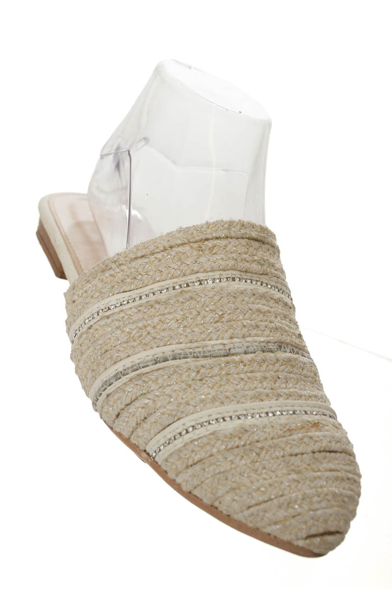 Zapatos color Beige - Bata