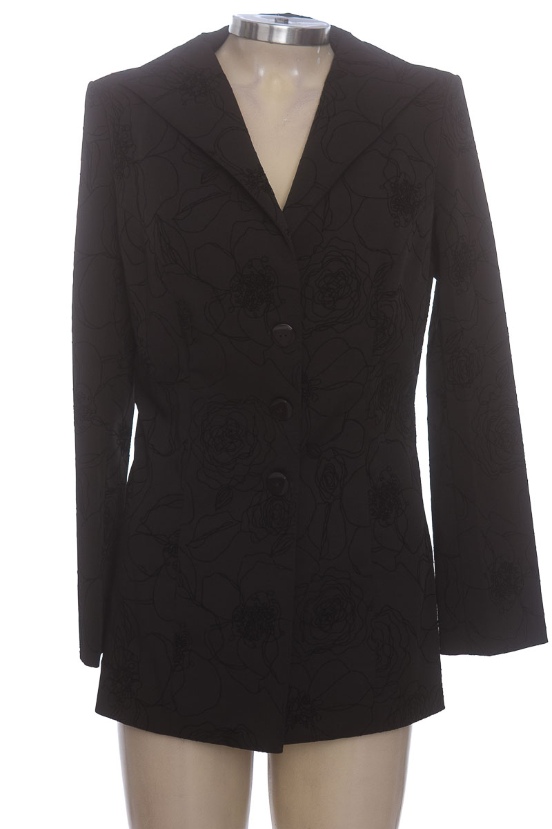 Chaqueta / Abrigo color Negro - Closeando