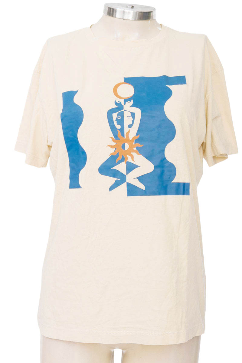 Top / Camiseta color Beige - Perla Pacifica