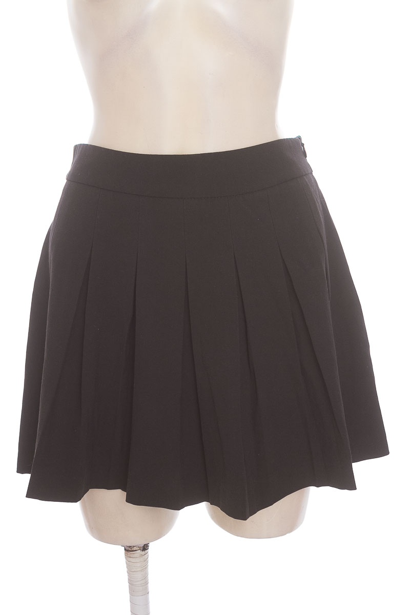 Falda color Negro - Stradivarius