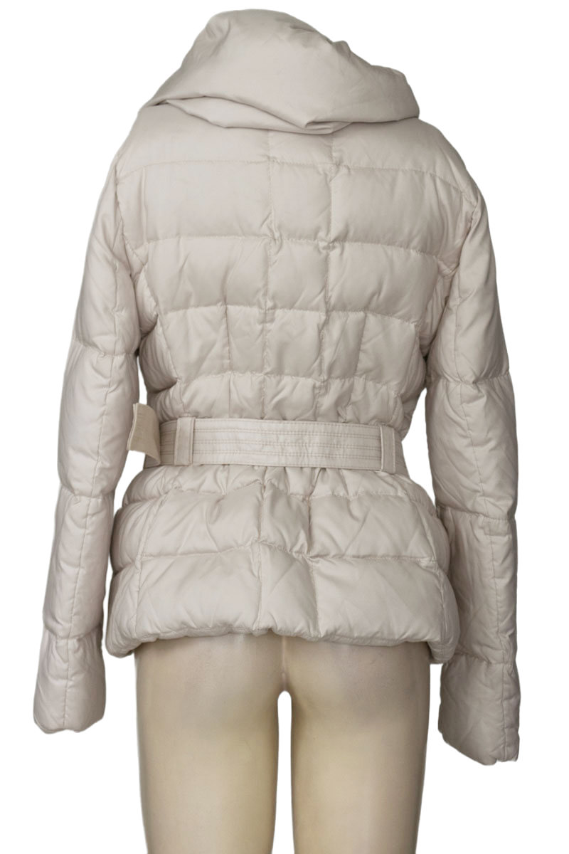Chaqueta / Abrigo color Beige - Zara
