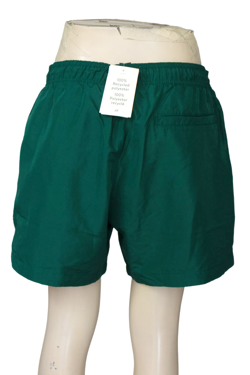 Ropa Deportiva / Salida de Baño color Verde - H&M