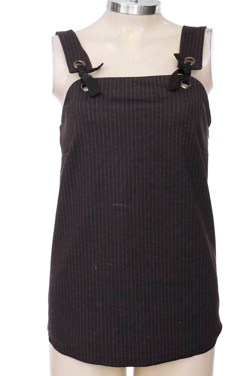 Top / Camiseta color Negro - Seven Seven