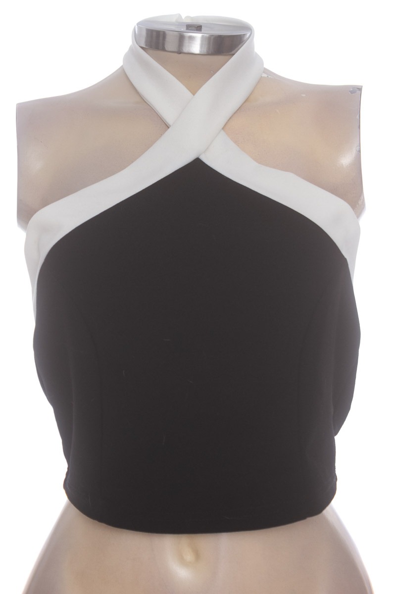 Top / Camiseta color Negro - Shein