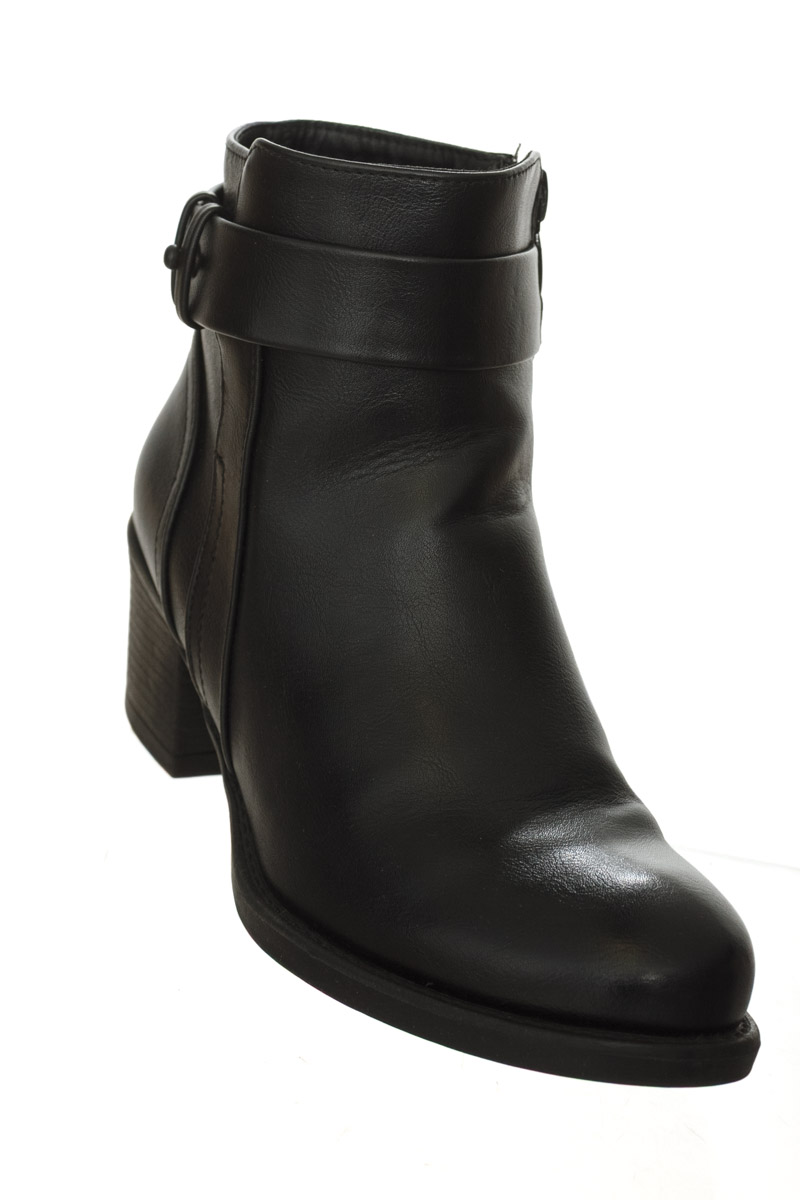 Zapatos color Negro - Closeando
