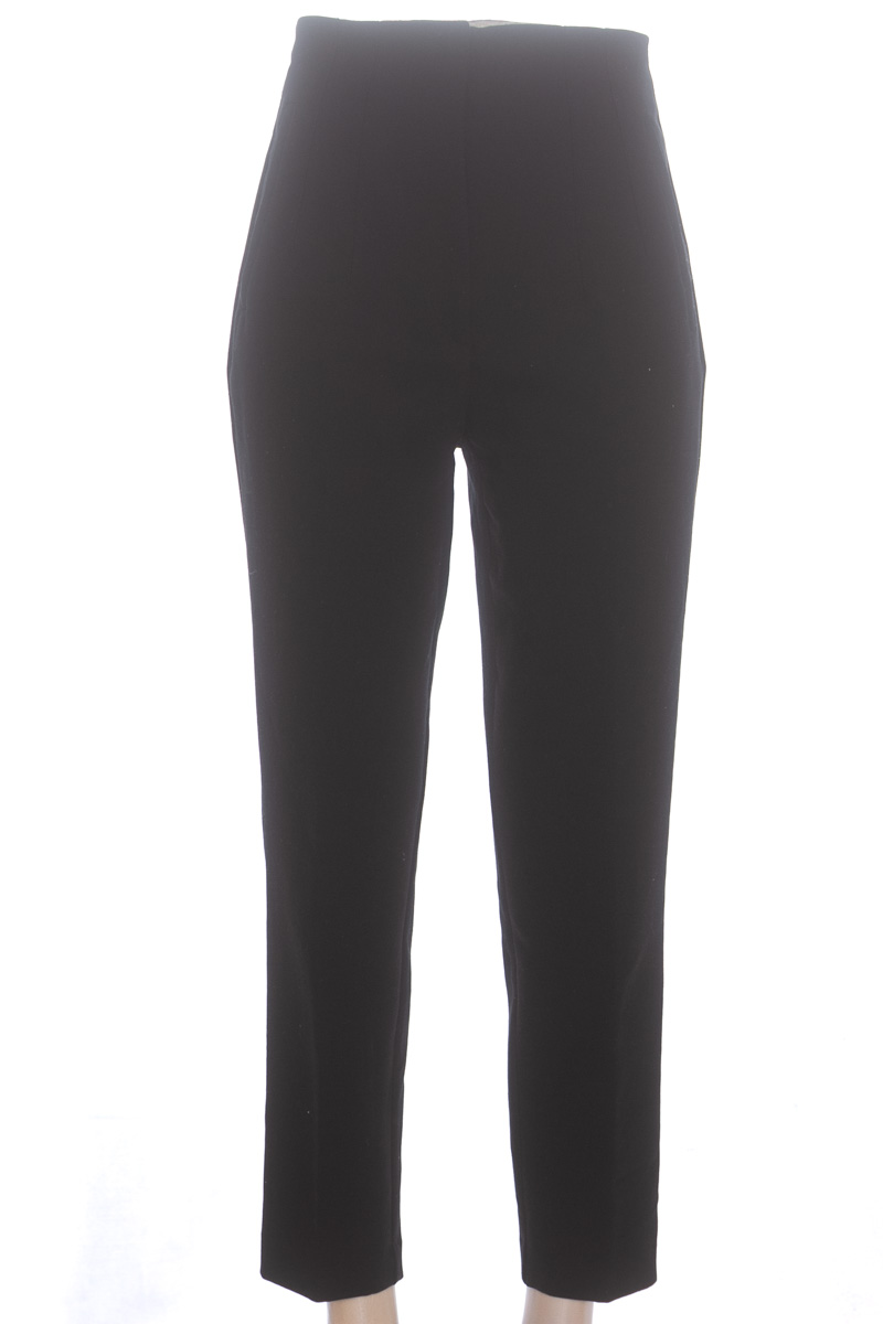 Pantalones color Negro - Zara