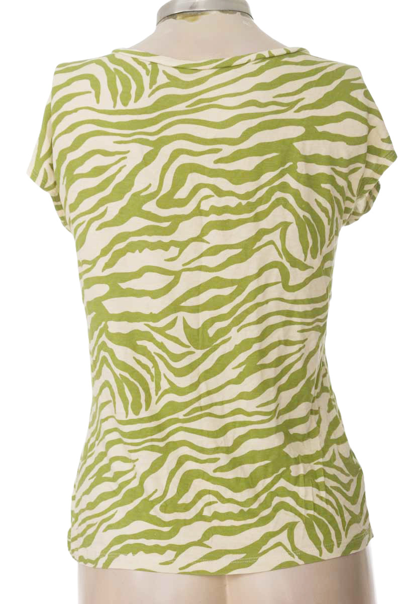 Top / Camiseta color Verde - Leonisa