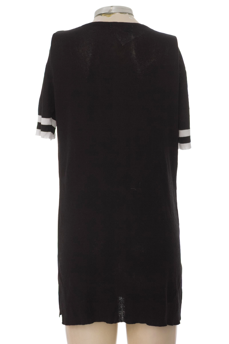 Sweater color Negro - Selfie Couture