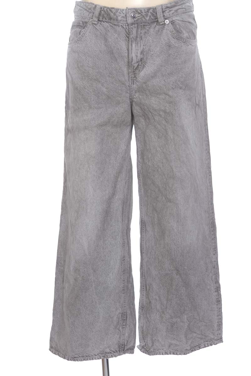 Pantalones color Gris - Divided by H&M