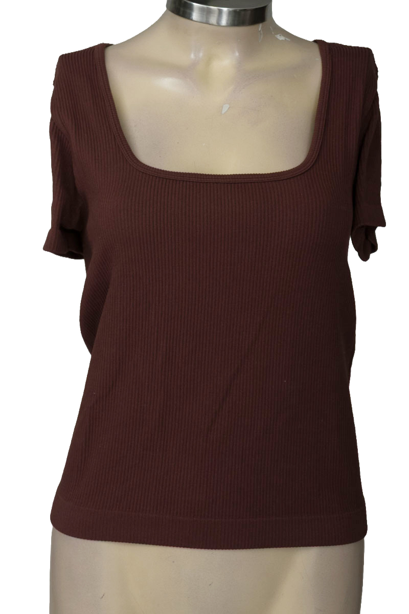 Top / Camiseta color Café - Basement