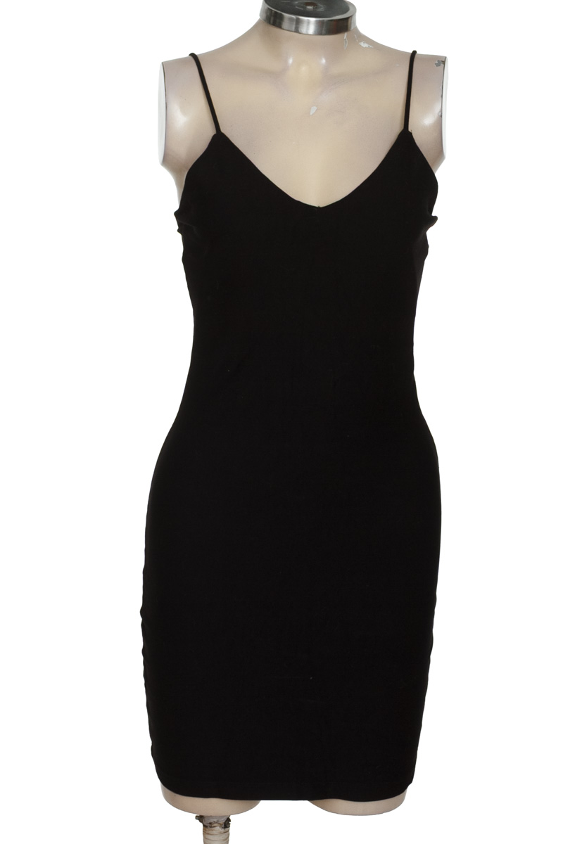 Vestido / Enterizo color Negro - Dyaboo