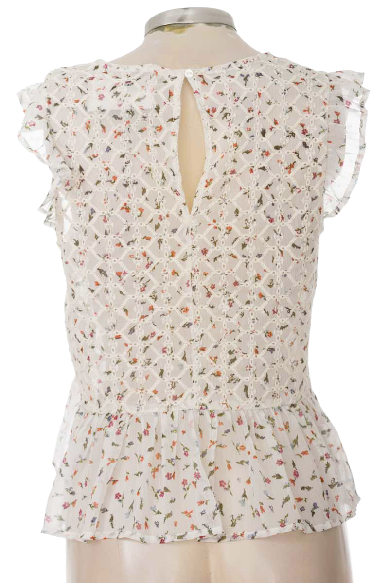 Top / Camiseta color Blanco - Stradivarius