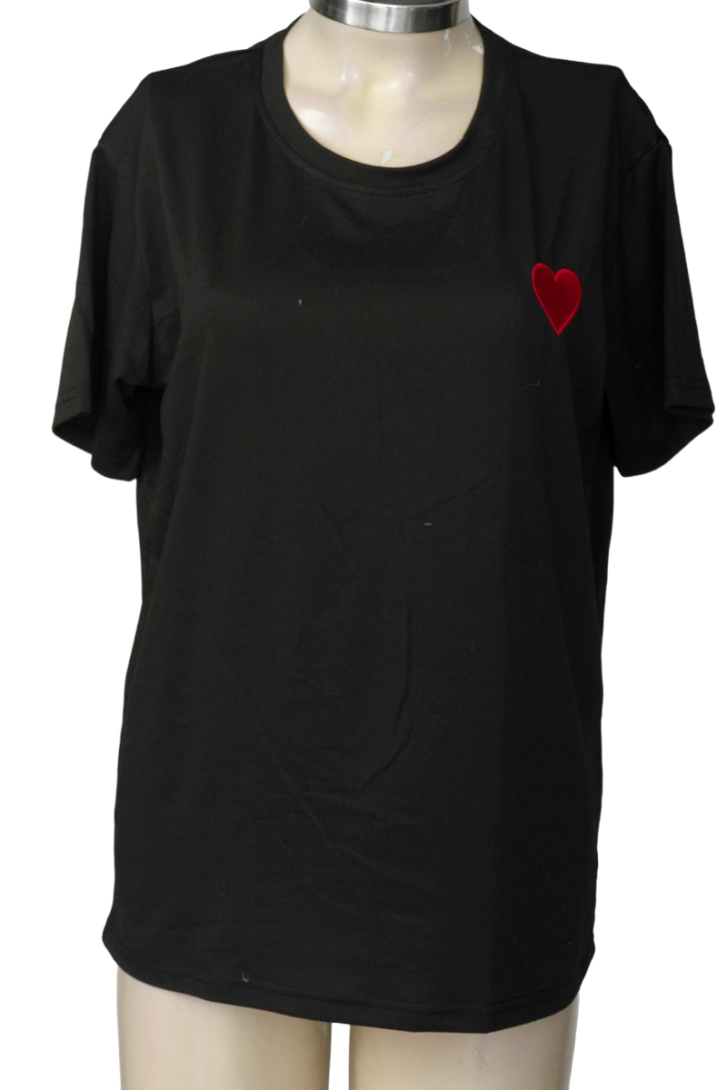 Top / Camiseta color Negro - Closeando