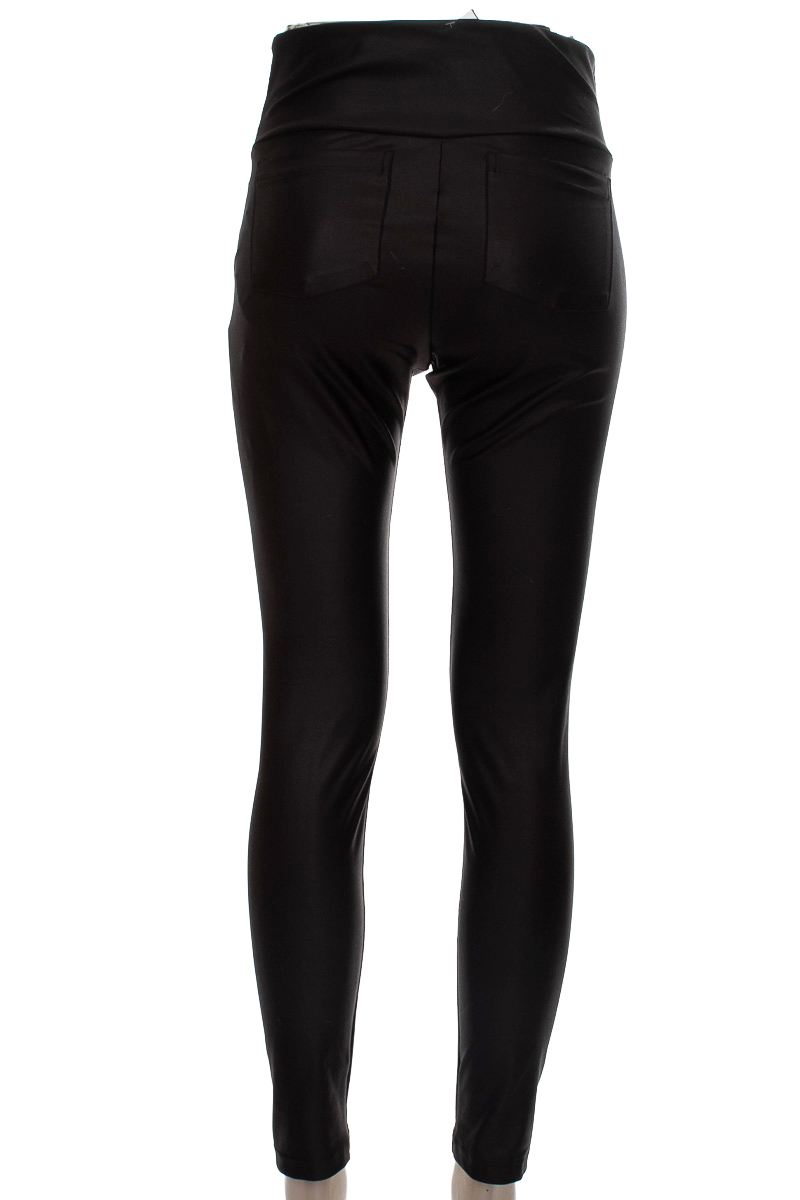 Pantalones color Negro - Closeando