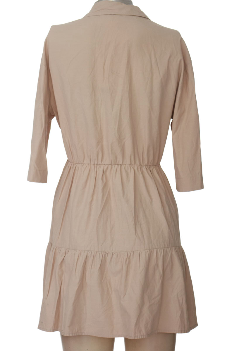 Vestido / Enterizo color Beige - Stradivarius