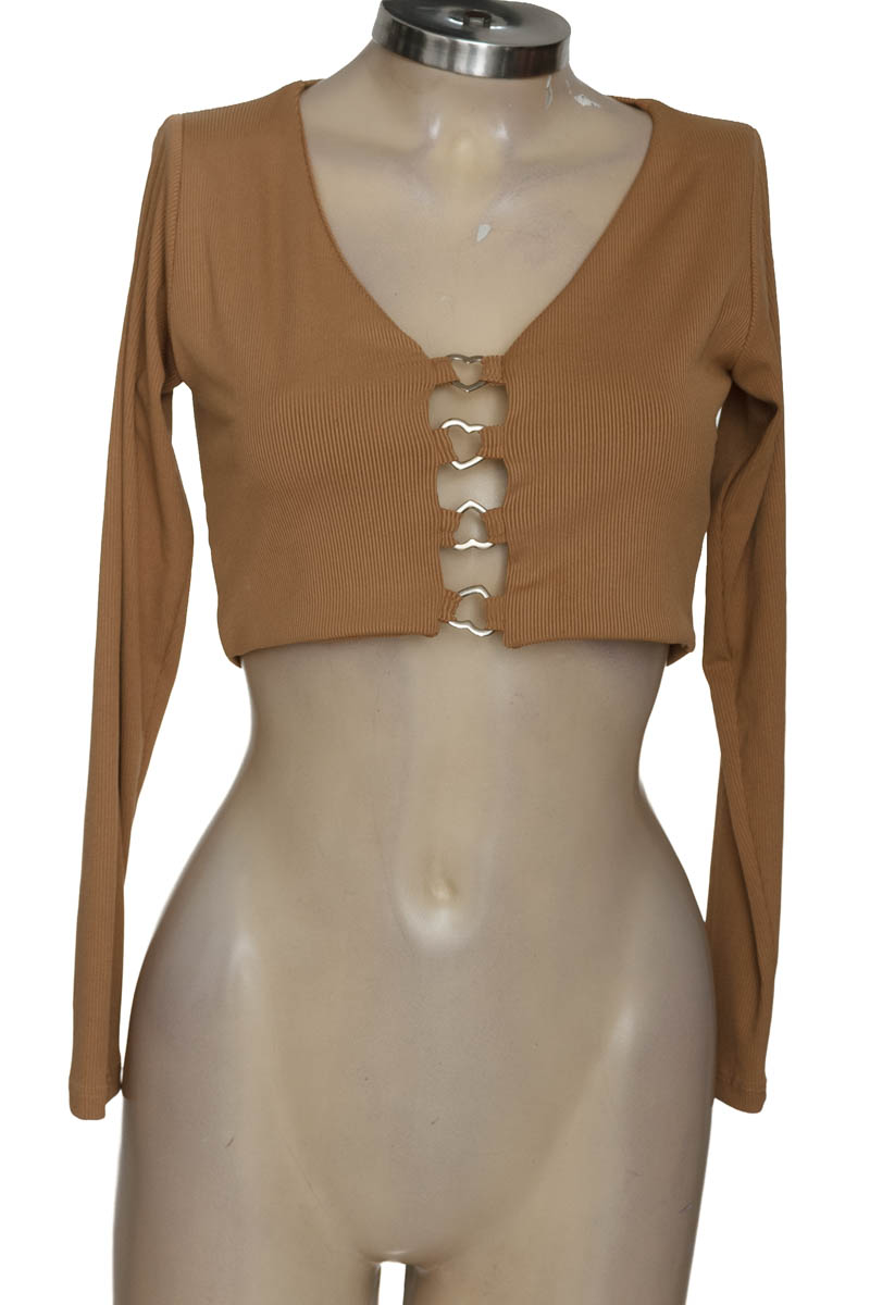 Top / Camiseta color Beige - Closeando