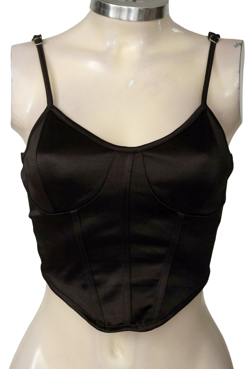 Top / Camiseta color Negro - Closeando