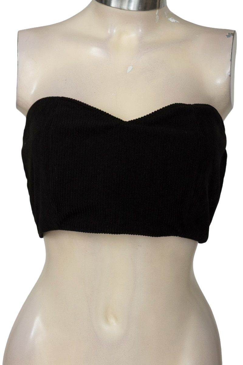 Top / Camiseta color Negro - Closeando