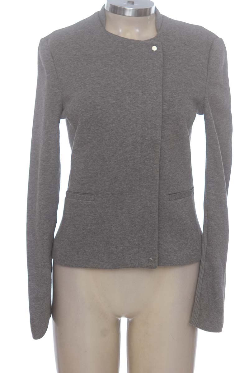 Chaqueta / Abrigo color Gris - Zara