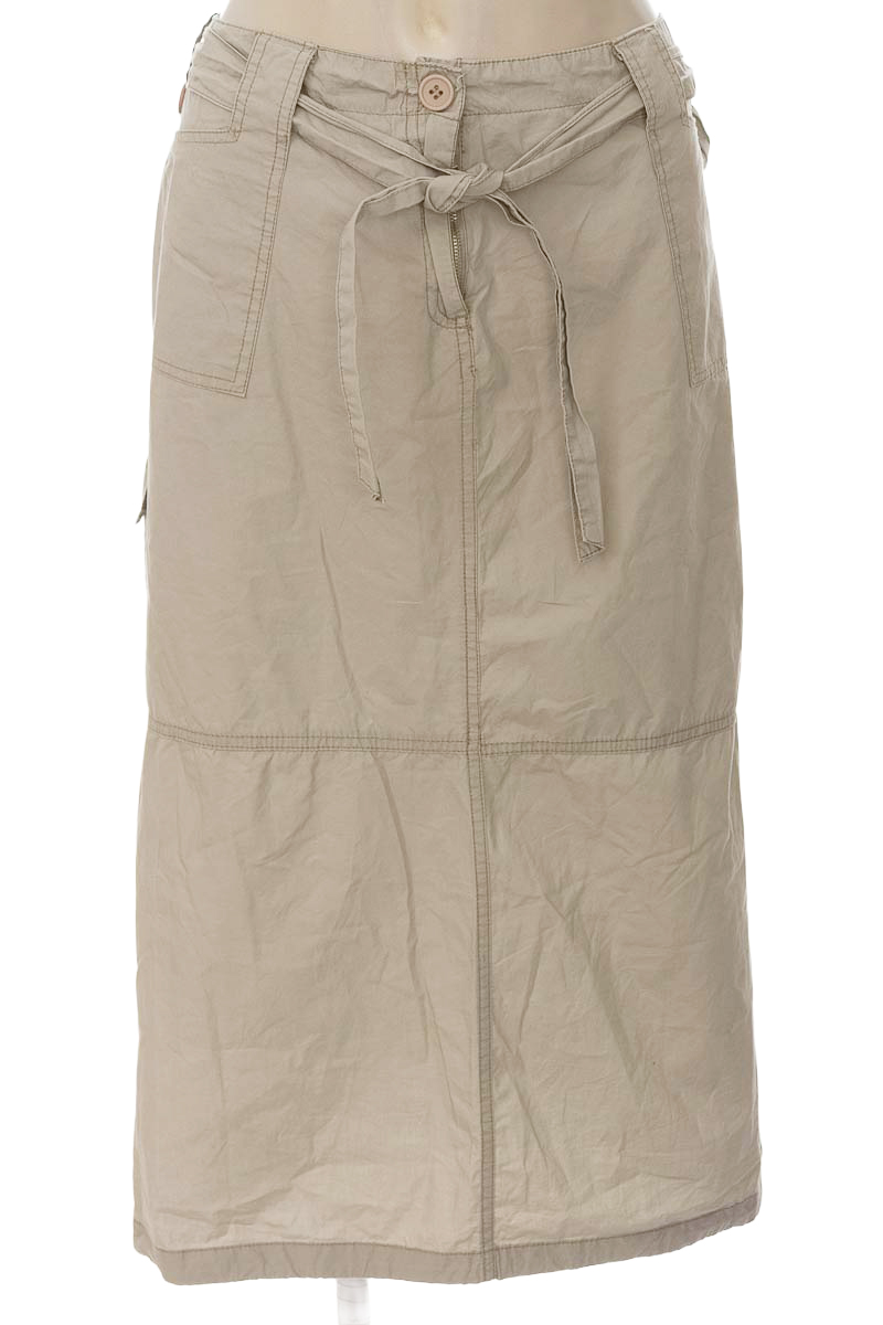 Falda color Beige - Closeando