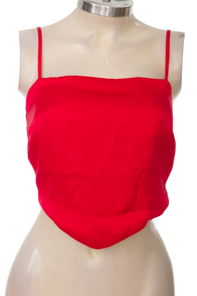 Top / Camiseta color Rojo - Stradivarius