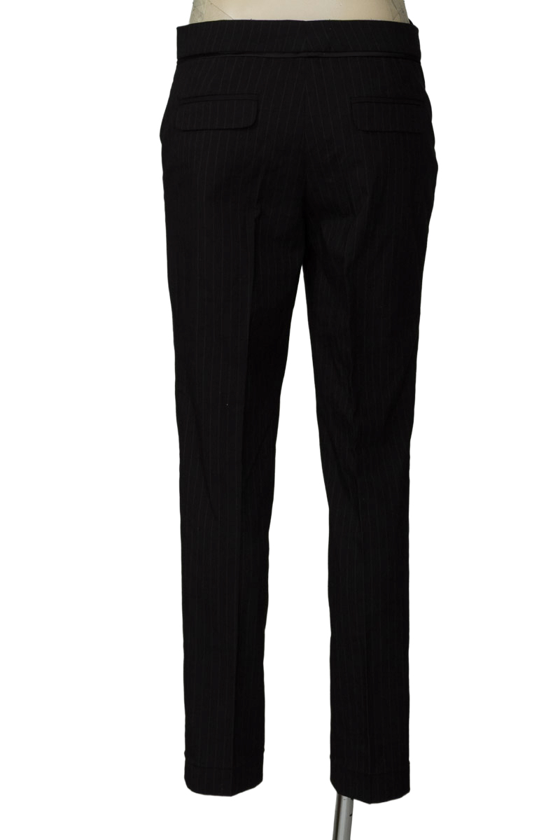 Pantalones color Negro - Closeando