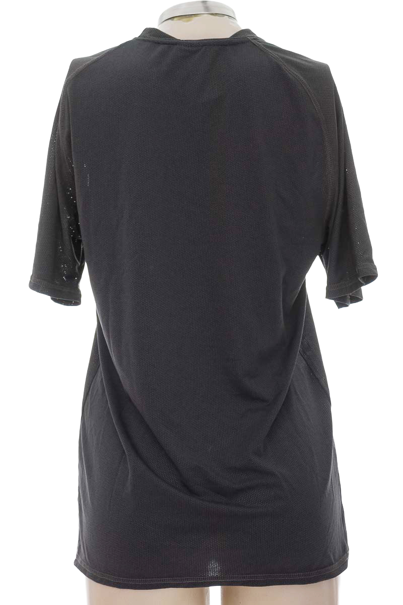 Ropa Deportiva / Salida de Baño color Gris - Yazo