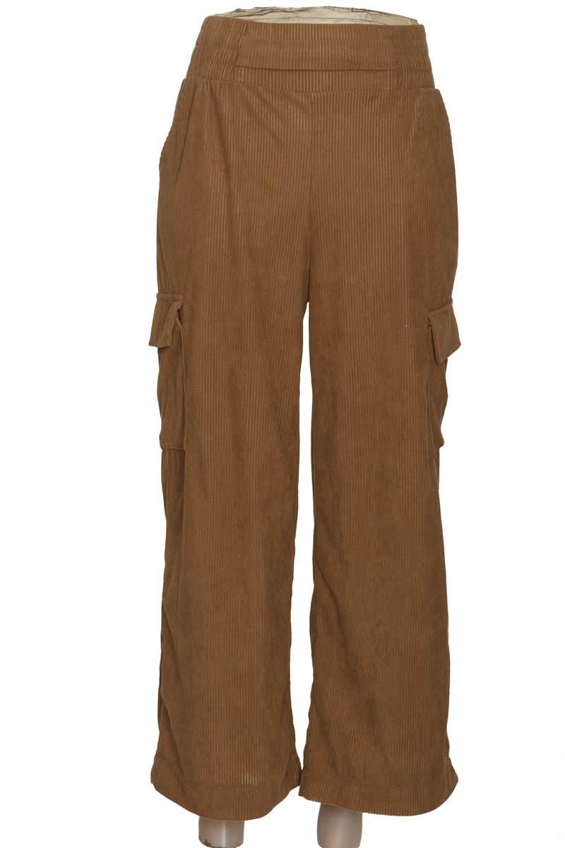 Pantalones color Beige - Closeando