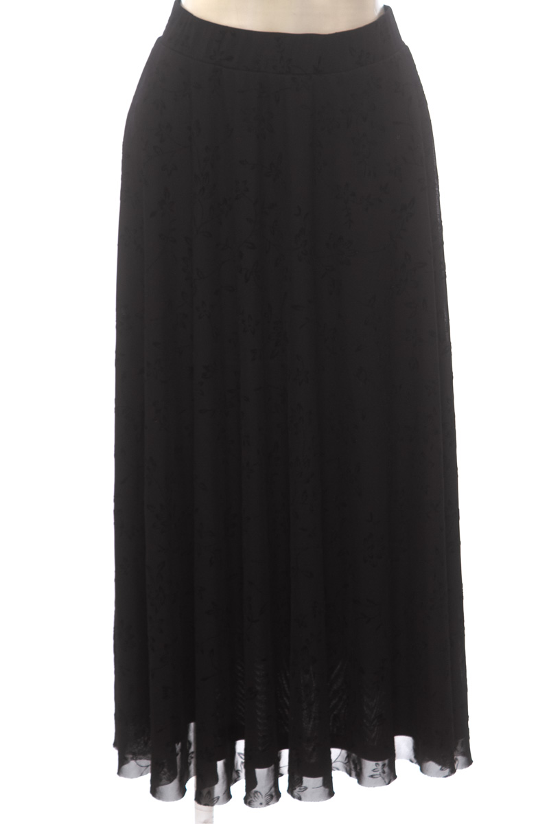 Falda color Negro - Closeando